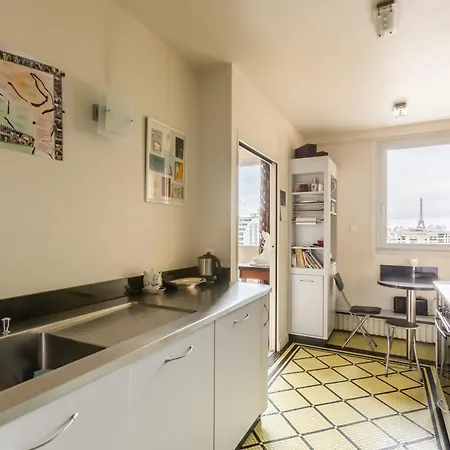 Veeve - Eiffel Tower Views Appartement