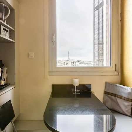 Appartement Veeve - Eiffel Tower Views